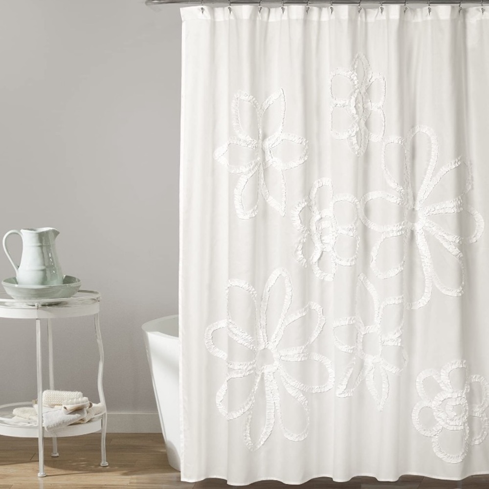 NWOT Push Decor Shower Curtain